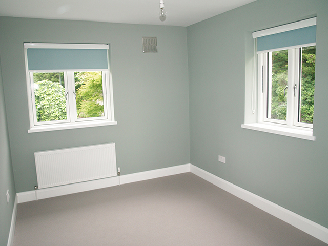 Bright upstairs bedroom