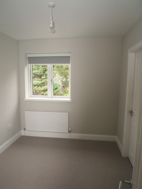 Small upstairs bedroom / study space