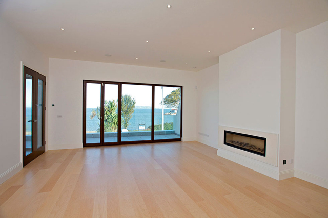 Dining room opening off kitchen